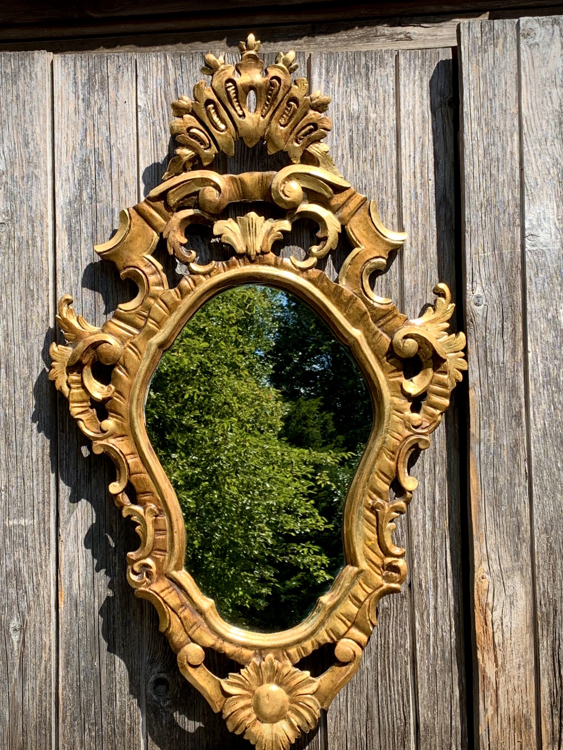 Decorative Venetian Style Gilt wood framed wall mirror - Image 3