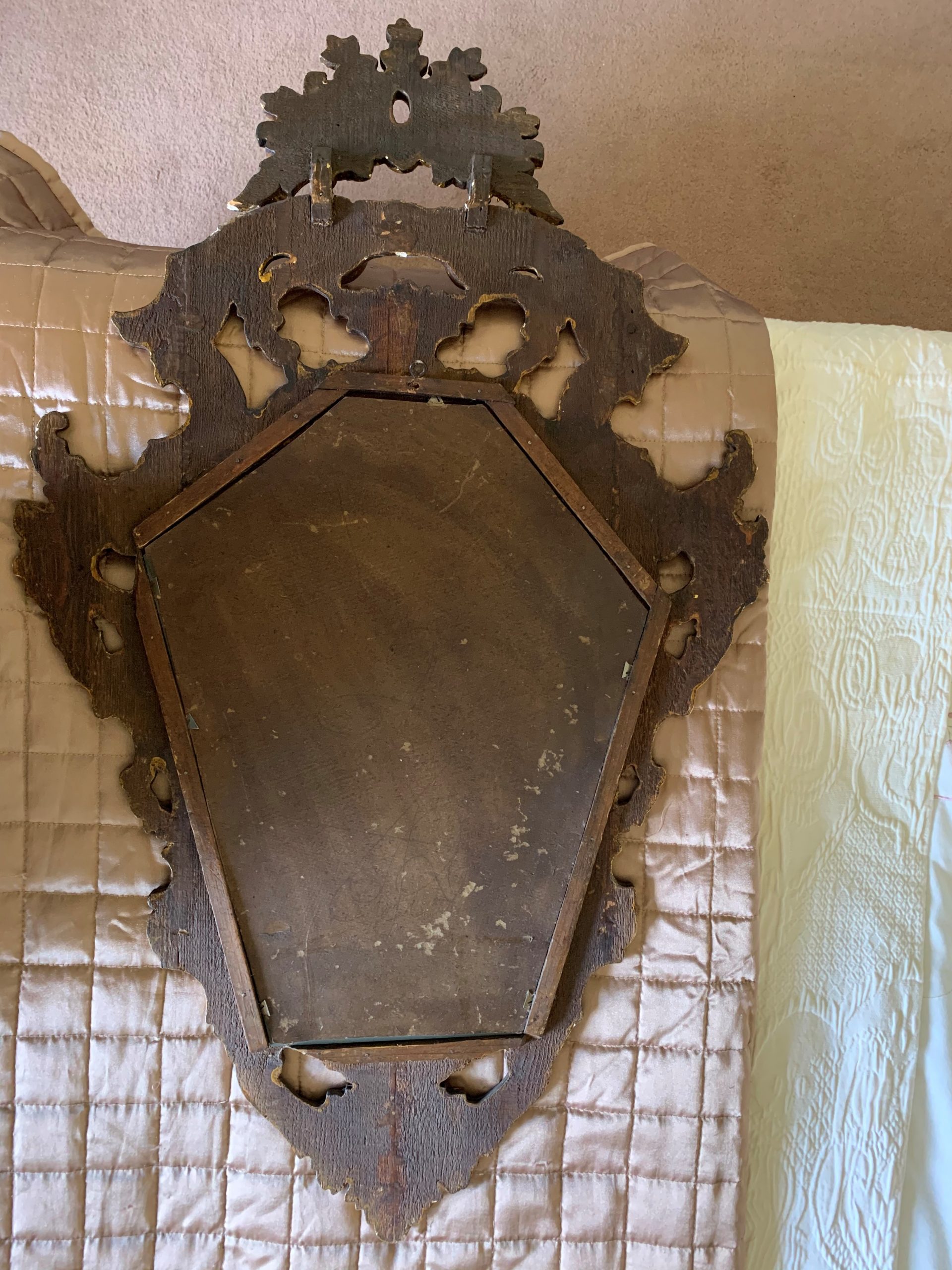 Decorative Venetian Style Gilt wood framed wall mirror - Image 8