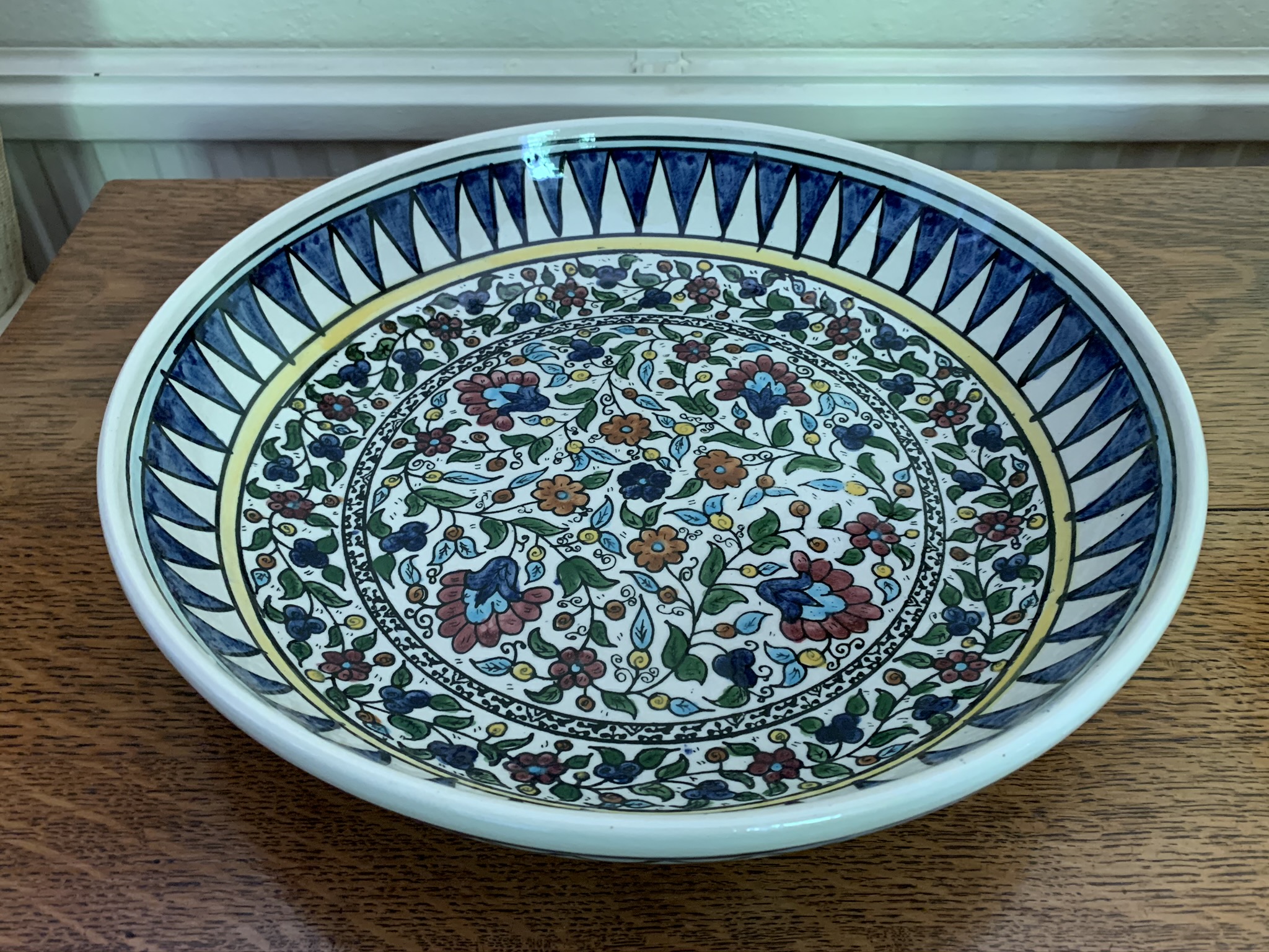 Hand-made Large Moorish Design Bowl with Floral Pattern - Image 4
