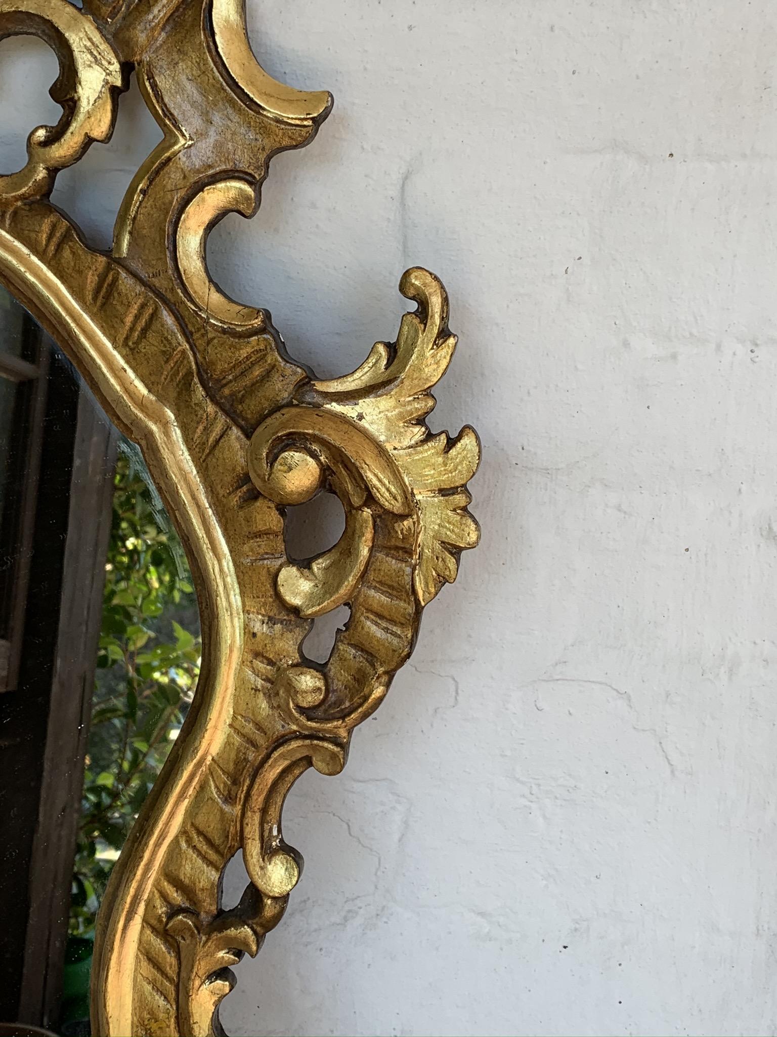Decorative Venetian Style Gilt wood framed wall mirror - Image 6