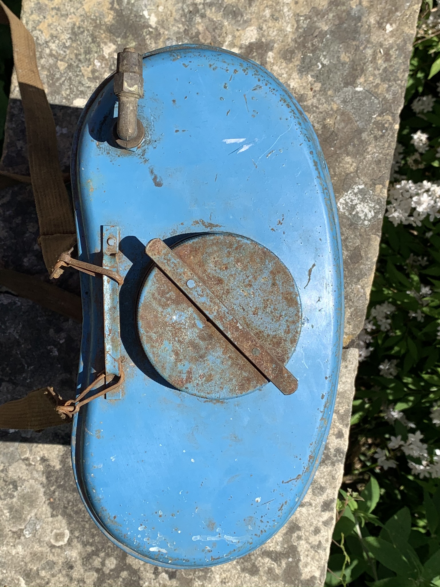A Decorative Blue Metal Knapsack Sprayer With Straps - Image 4