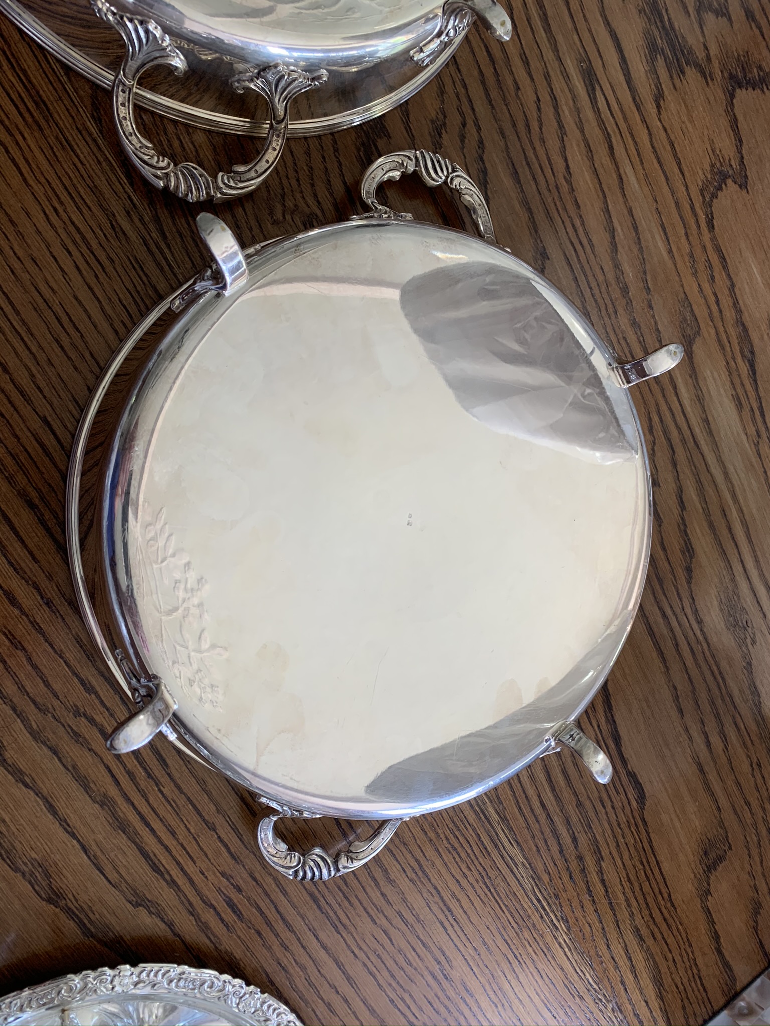 A Pair of Silver-plated Tureens with Shell Handles - Image 11