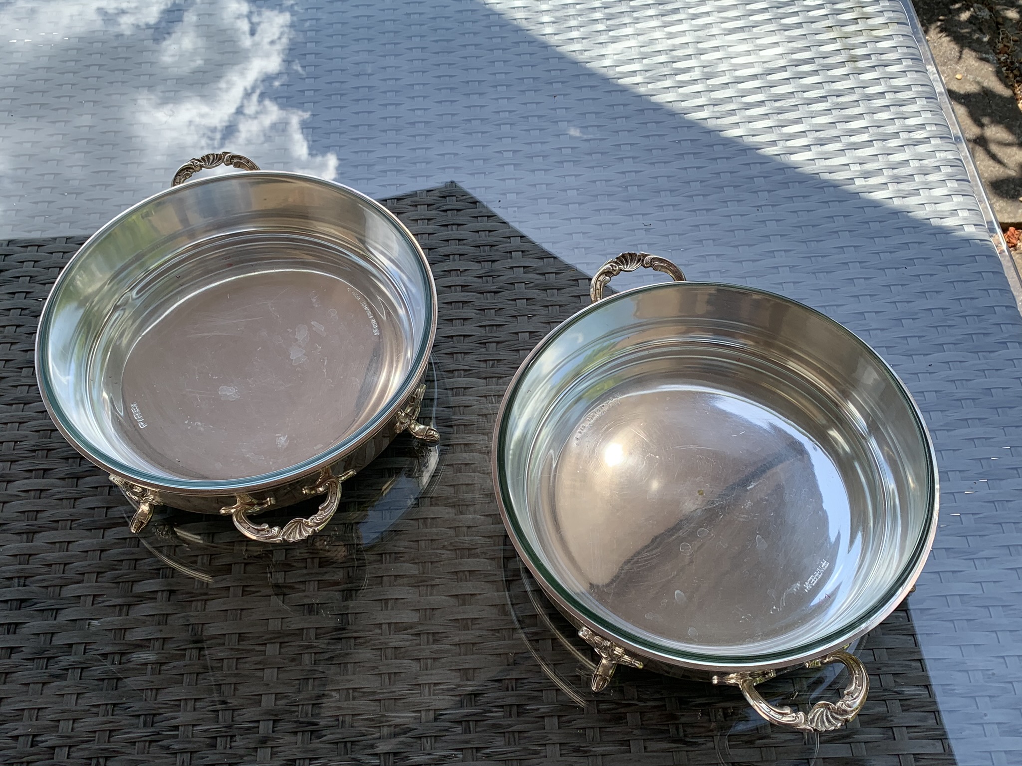 A Pair of Silver-plated Tureens with Shell Handles - Image 2