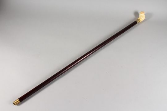 A Bone Handle Walking Stick, carved in the style of a Dogs Head - Image 3