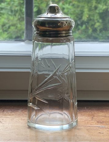 George V English Sterling Silver Topped Sugar Shaker