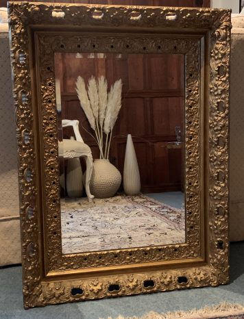 An Ornate Antique Gilt Mirror with Bevelled Glass in Good Condition