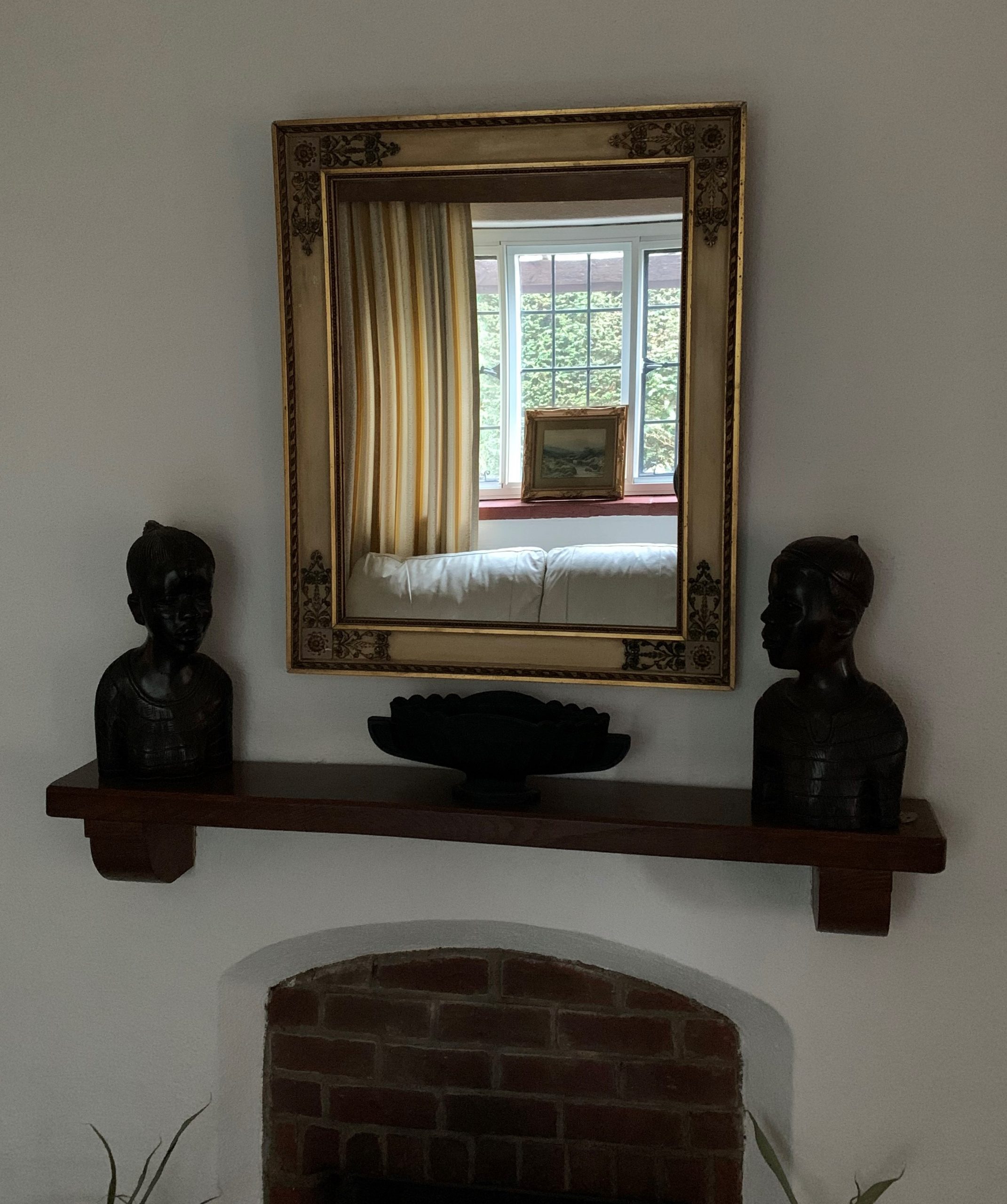 A Beautiful Decorative Gilt Framed Mirror - Image 2