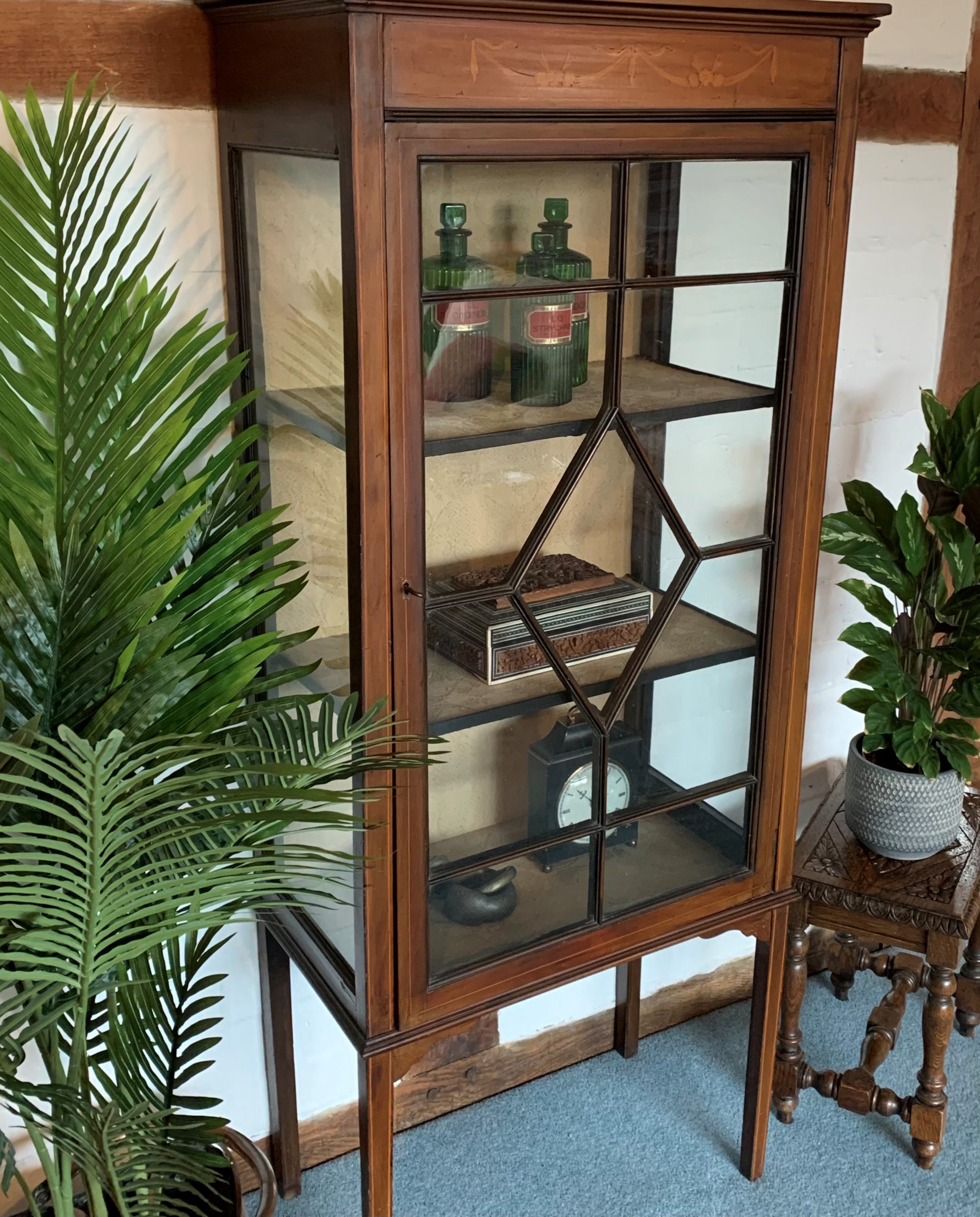 A Handsome Edwardian Mahogany Display Cabinet - Image 3