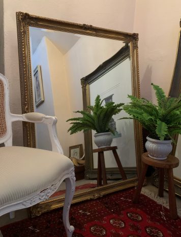 A very attractive large, finely decorated bevelled edged Gilt mirror c.1900