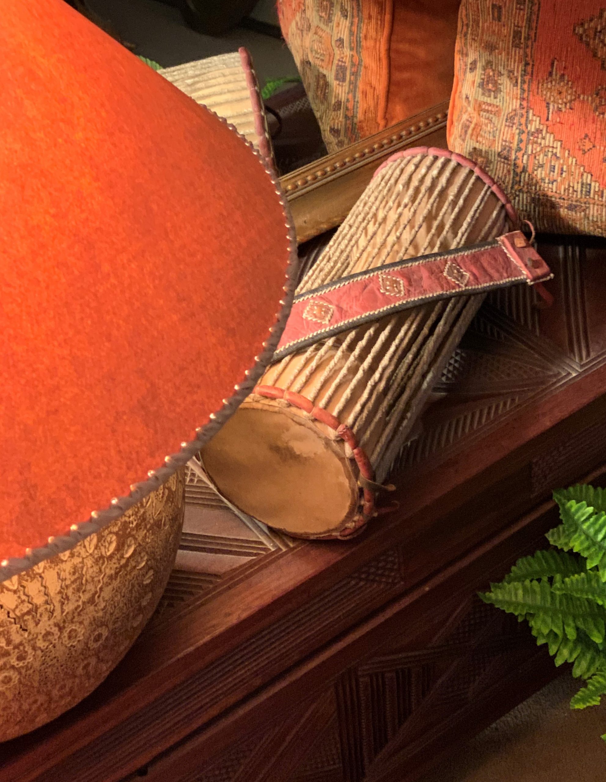 A handsome pair of rustic Earthenware Lamps - Image 6