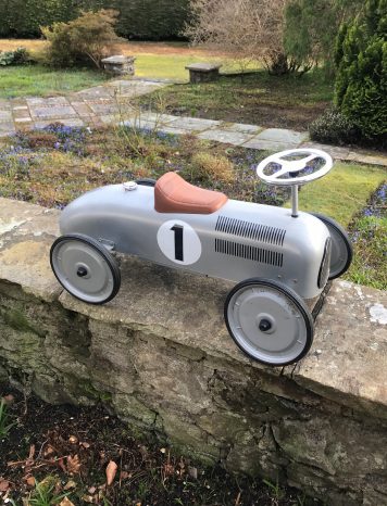 Silver Classic Racer